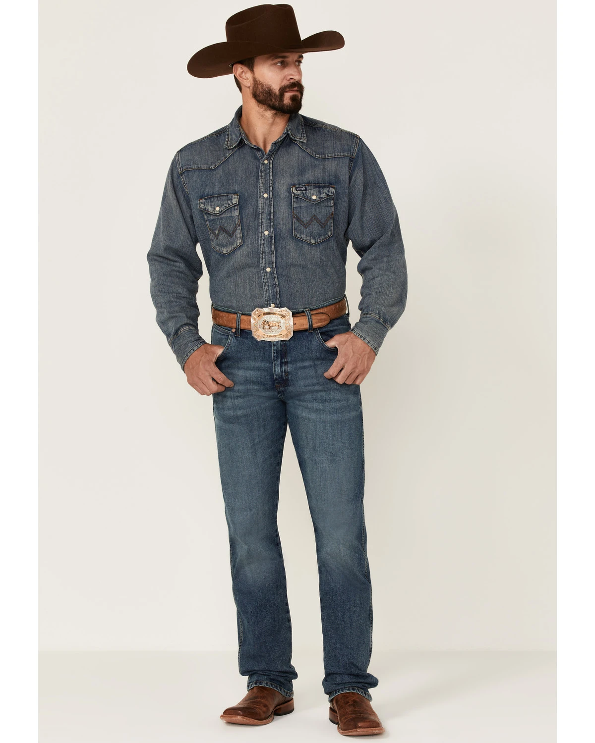 Wrangler Retro Men's Hereford Medium Wash Stretch Slim Straight Jeans 2 Wrangler Retro Men's Hereford Medium Wash Stretch Slim Straight Jeans