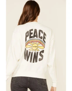 Wrangler Modern Women's Peace Wins Graphic Pullover Sweatshirt -Western Desert Shop 2000348105 100 P4