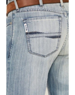 Cinch Men's Light Stonewash White Label Peformance Stretch Relaxed Straight Jeans -Western Desert Shop 2000362805 402 P4